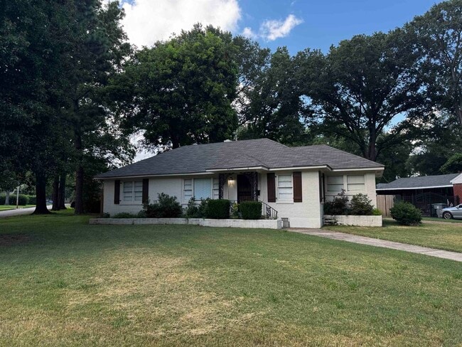 property at 4872 Carnes Ave