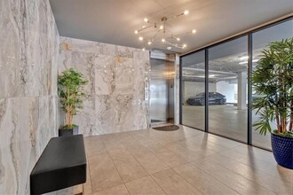 6890 Peachtree Dunwoody Rd in Atlanta, GA - Building Photo - Building Photo