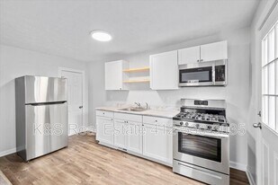 3611 Baytree St in Pittsburgh, PA - Building Photo