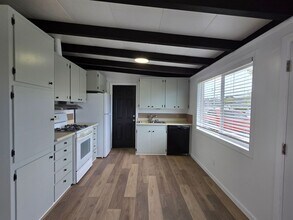 1041 Forson Rd in Mckinleyville, CA - Building Photo - Building Photo