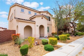 7621 Sweet Mist Ave in Las Vegas, NV - Building Photo - Building Photo