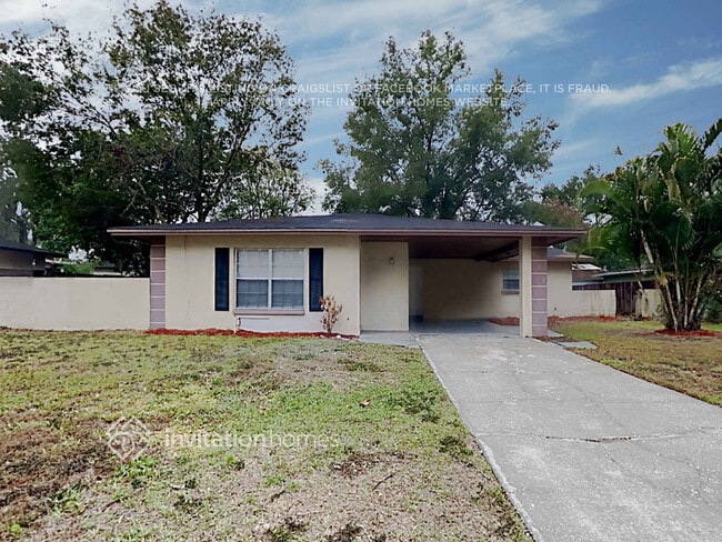 property at 512 E Hilda Dr