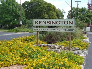 Kensington Court in Austin, TX - Building Photo - Building Photo