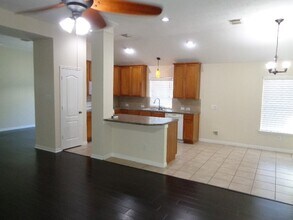 30034 Saw Oaks Dr in Magnolia, TX - Building Photo - Building Photo