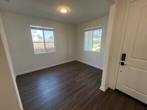 24943 Dassault Ct in Moreno Valley, CA - Building Photo - Building Photo
