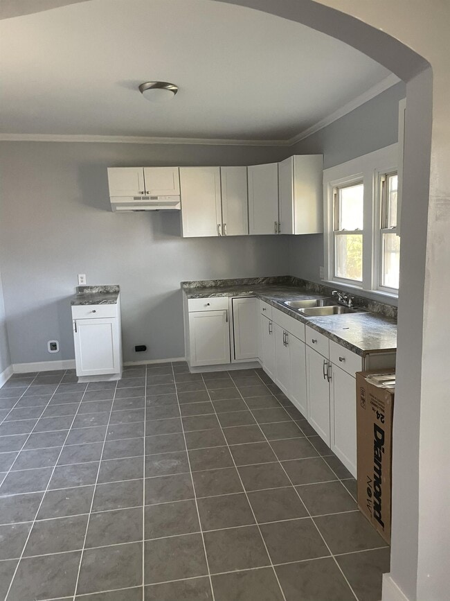 property at 1207 Filbert Pl