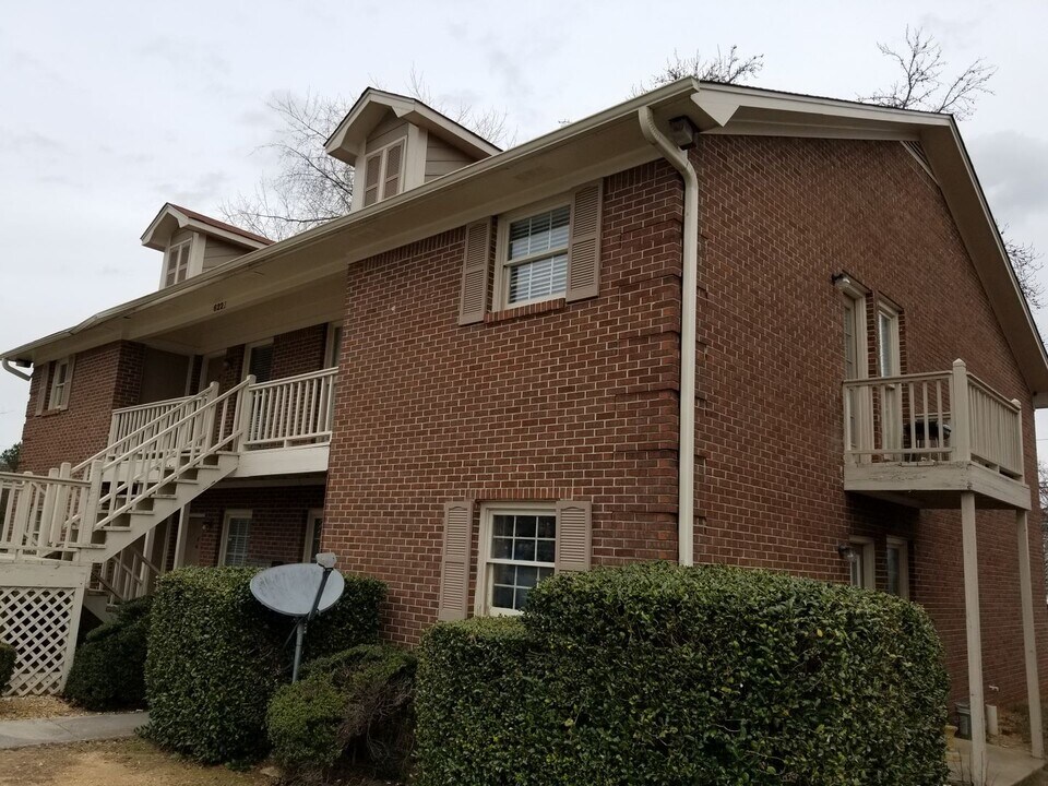 6222 Robinhood Ln NW in Huntsville, AL - Building Photo