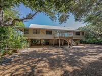 7475 Manasota Key Rd in Englewood, FL - Building Photo - Building Photo