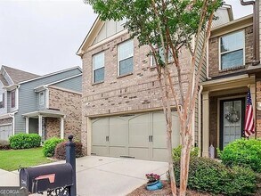 2344 Attewood Dr in Buford, GA - Building Photo - Building Photo