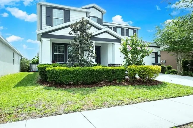 6309 Sunsail Pl in Apollo Beach, FL - Foto de edificio - Building Photo