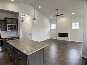 2902 Turnip Wy in Fitchburg, WI - Building Photo - Building Photo