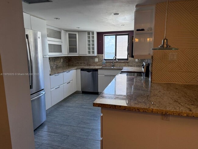 1500 S Ocean Dr in Hollywood, FL - Building Photo - Building Photo