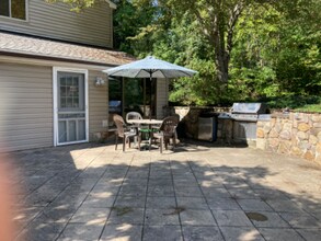 5219 Cottonwood Dr in Lothian, MD - Building Photo - Building Photo