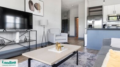 14041 Hyatt Rd in Jacksonville, FL - Building Photo - Building Photo