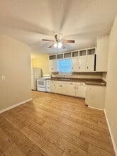 212 Windham St in San Angelo, TX - Foto de edificio - Building Photo