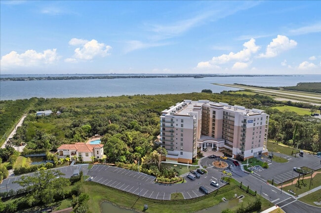 131 S Courtenay Pkwy in Merritt Island, FL - Building Photo - Building Photo