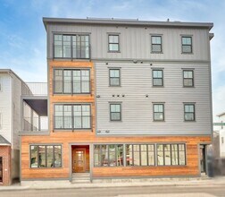 74 Brooks St in Boston, MA - Building Photo - Building Photo