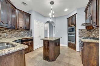 1653 Churchill Ln in Mansfield, TX - Building Photo - Building Photo