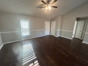 207 Coronado Rd in West Columbia, SC - Building Photo - Building Photo