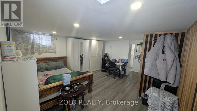 285 W 31st St in Hamilton, ON - Building Photo - Building Photo