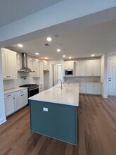 330 E Lake St in Cranberry Township, PA - Building Photo - Building Photo
