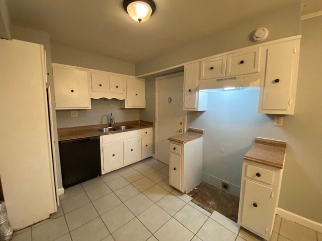 2970 Chaucer Ln in Bartlett, TN - Building Photo - Building Photo