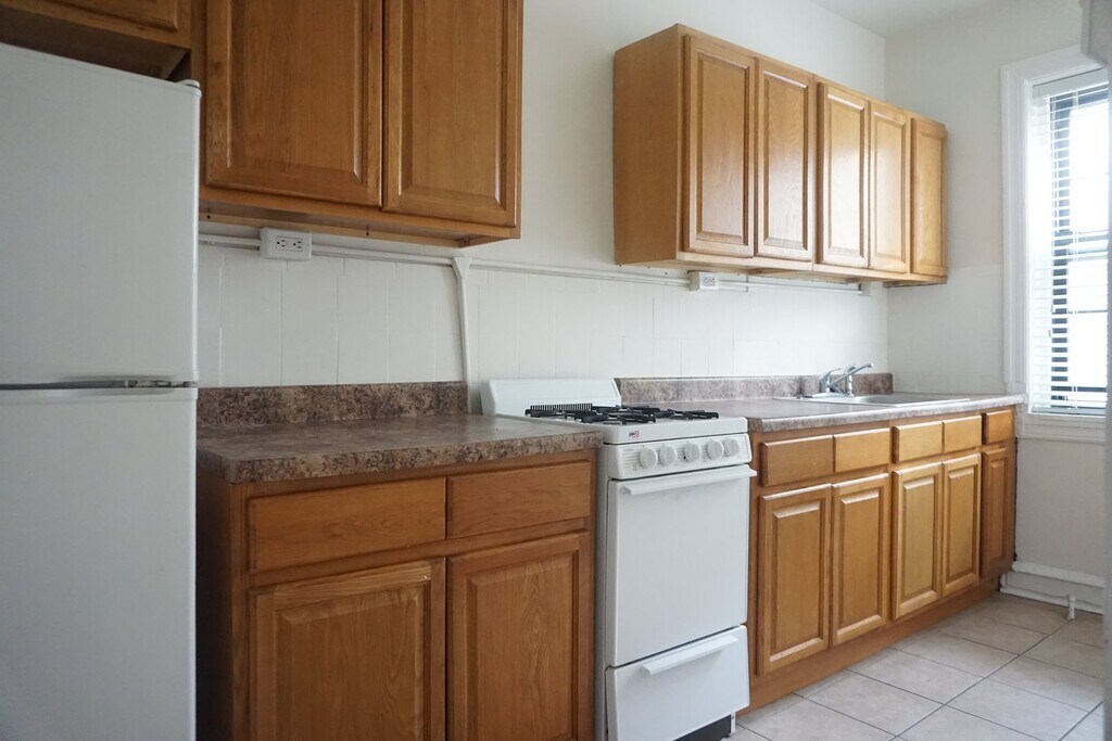 Stratford Court Apartments Lansdowne, PA Apartments