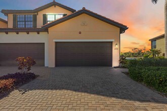 23353 Awabuki Dr in Venice, FL - Building Photo - Building Photo