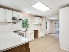 7441 Walsh Rd in Millington, TN - Foto de edificio - Building Photo