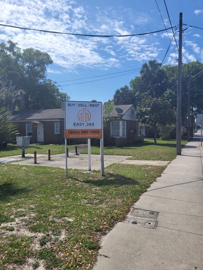 67016809 N Main St Rentals in Jacksonville, FL