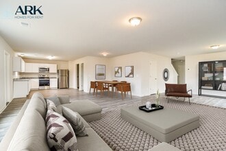 1817 Lake Dr in Florence, SC - Building Photo - Building Photo