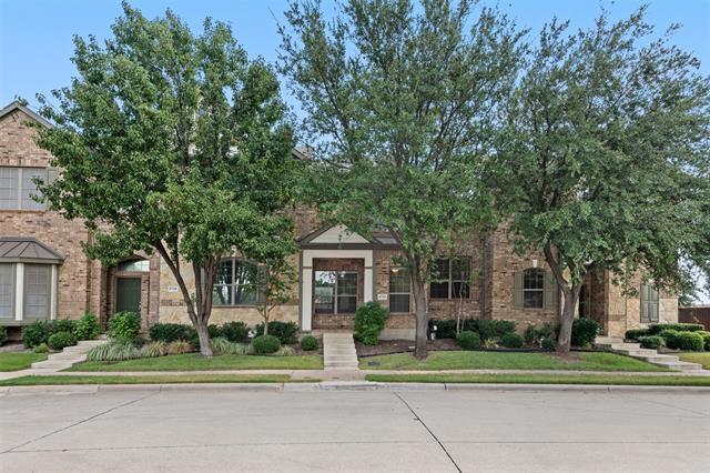 8744 Iron Horse Dr in Irving, TX - Building Photo - Building Photo