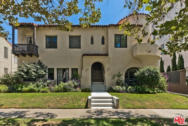 property at 316 N Sycamore Ave