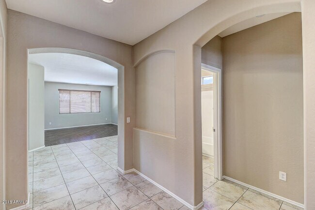 4417 W Heyerdahl Dr in Phoenix, AZ - Building Photo - Building Photo