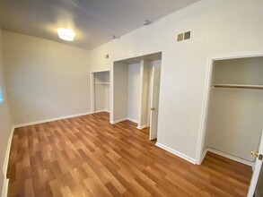 5308-5314 Market St in Oakland, CA - Building Photo - Building Photo