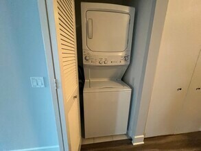 75 E Lake St in Chicago, IL - Building Photo - Building Photo