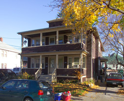 80-82 Old Colony Ave in Quincy, MA - Foto de edificio - Building Photo