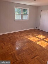 1010 Tribbett Ave in Sharon Hill, PA - Building Photo - Building Photo