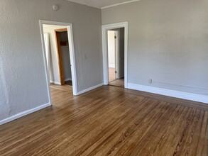 131 Union St in Vernon, CT - Building Photo - Building Photo