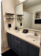 458 Swanson Dr in Myrtle Beach, SC - Foto de edificio - Building Photo