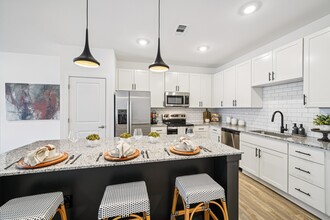 Colina Hillside in Birmingham, AL - Foto de edificio - Building Photo