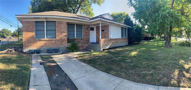 2405 Highwood Dr in Dallas, TX - Building Photo
