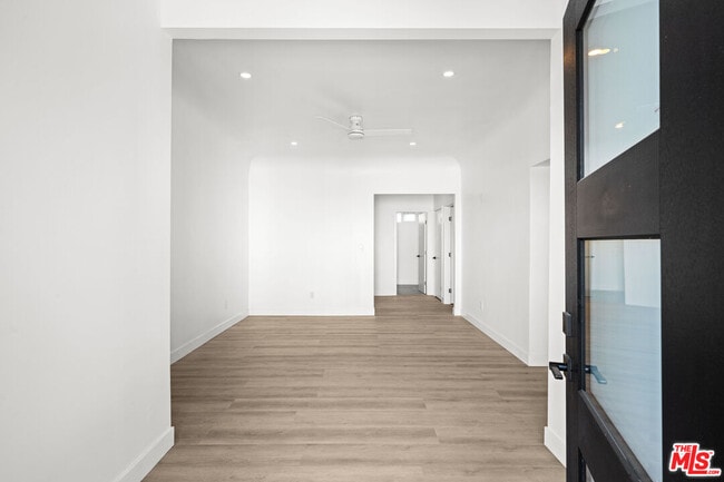 1246 N Formosa Ave