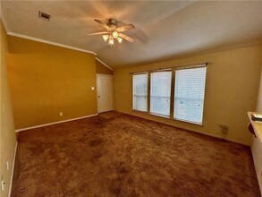 608 Plano Dr in College Station, TX - Building Photo - Building Photo