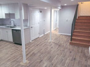 2237 W Fullerton Ave-Unit -G in Chicago, IL - Building Photo - Building Photo