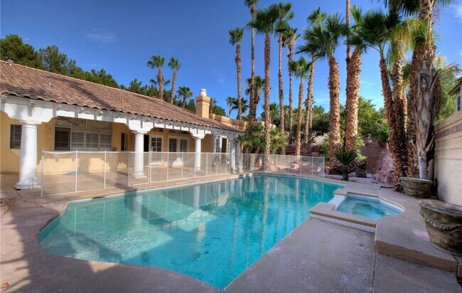 3930 Placita Del Rico in Las Vegas, NV - Building Photo - Building Photo