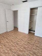 16041 NE 19th Ct in North Miami Beach, FL - Building Photo - Building Photo