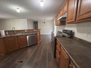 194 Barons Rd in Summerville, SC - Building Photo - Building Photo