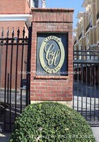 829 Clifton Heights Ln NE in Atlanta, GA - Building Photo