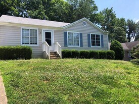 5918 Running Deer Rd in Charlotte, NC - Building Photo